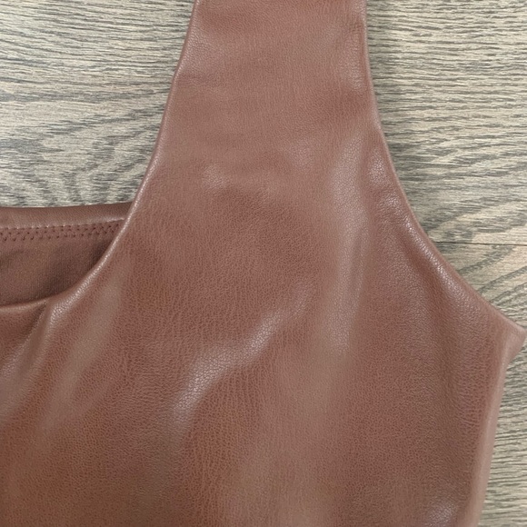 Skims Faux Leather Bralette - Size 2X - Cocoa - NWT - Picture 5 of 8
